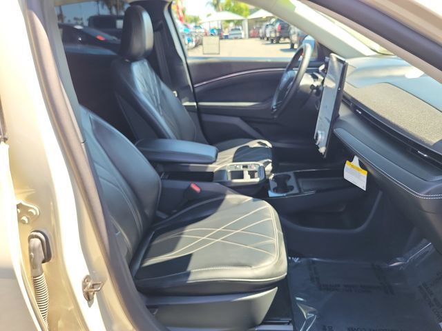 Certified 2025 Ford Mustang Mach-E Select w/ Comfort Package Lite RWD image 17