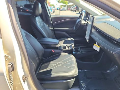 Certified 2025 Ford Mustang Mach-E Select w/ Comfort Package Lite RWD image 17