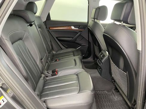 Used 2023 Audi Q5 2.0T Premium w/ Convenience Package image 22