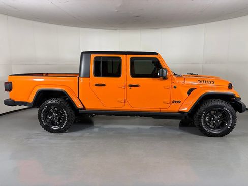 New 2026 Jeep Gladiator Mojave AWD/4WD image 9