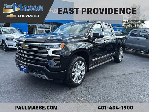 Used 2023 Chevrolet Silverado 1500 High Country w/ High Country Premium Package AWD/4WD image 1