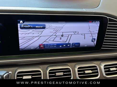 Used 2024 Mercedes-Benz GLS 450 4MATIC image 25