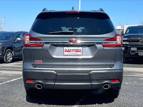 Used 2019 Subaru Ascent Touring image 4