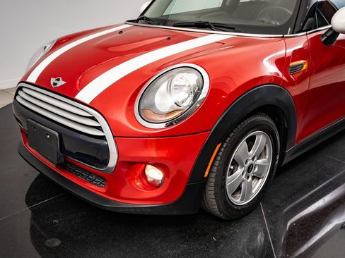 Used 2014 MINI Cooper 2-Door Hardtop FWD image 3