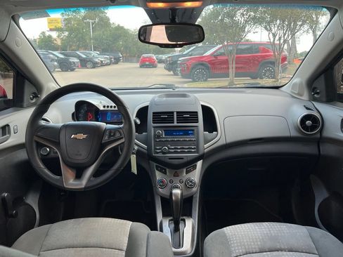 Used 2015 Chevrolet Sonic LS FWD image 13