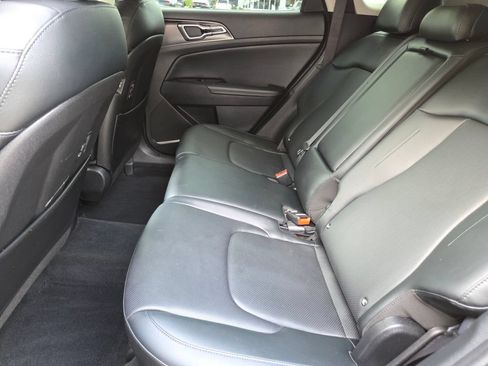 Used 2023 Kia Sportage EX FWD image 23