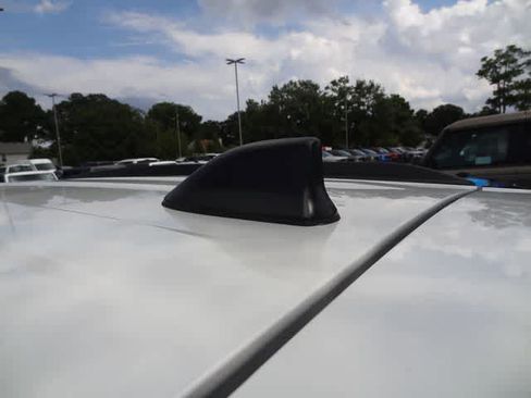 Used 2026 Toyota Corolla Cross XLE AWD/4WD image 18