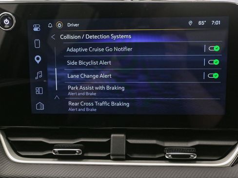 Used 2026 Chevrolet Equinox LT AWD/4WD image 28
