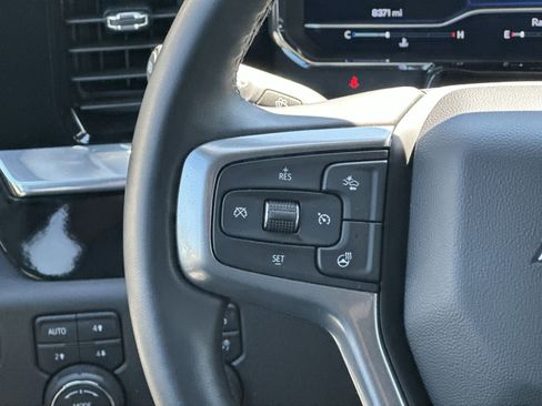 Used 2025 Chevrolet Silverado 2500 LTZ w/ LTZ Convenience Package image 20