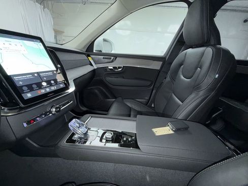 New 2026 Volvo XC90 T8 Ultra w/ Lounge Package AWD/4WD image 22