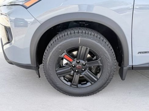 Used 2026 Nissan Rogue SV AWD/4WD image 34