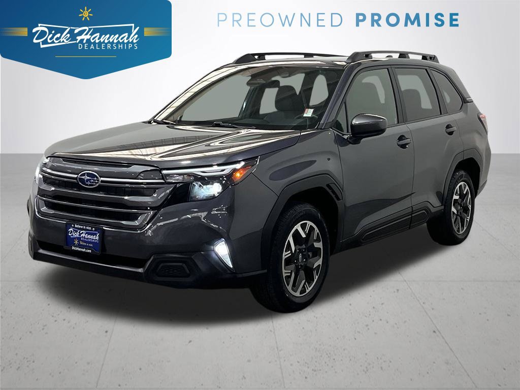 Used 2025 Subaru Forester Premium AWD/4WD image 1