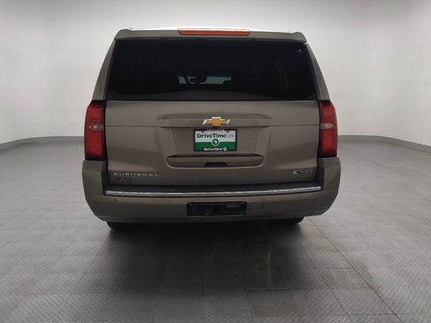 Used 2017 Chevrolet Suburban Premier RWD image 6