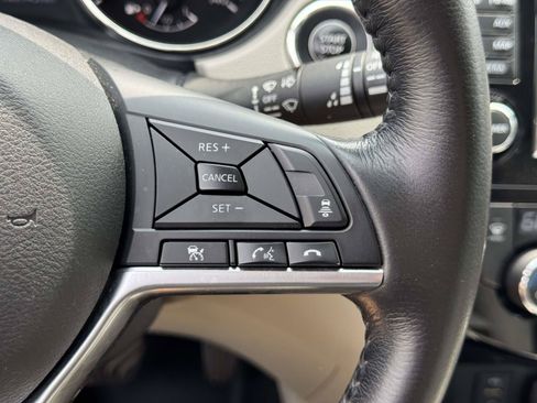 Used 2018 Nissan Rogue Sport SL AWD/4WD image 19