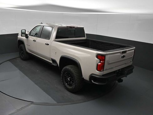 New 2026 Chevrolet Silverado 2500 ZR2 AWD/4WD image 56