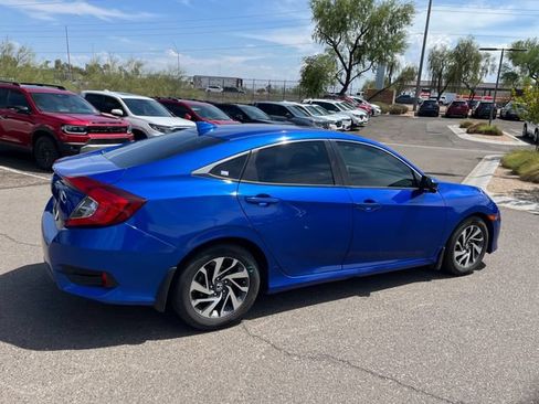 Used 2018 Honda Civic EX image 5