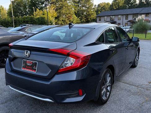 Used 2019 Honda Civic EX image 8