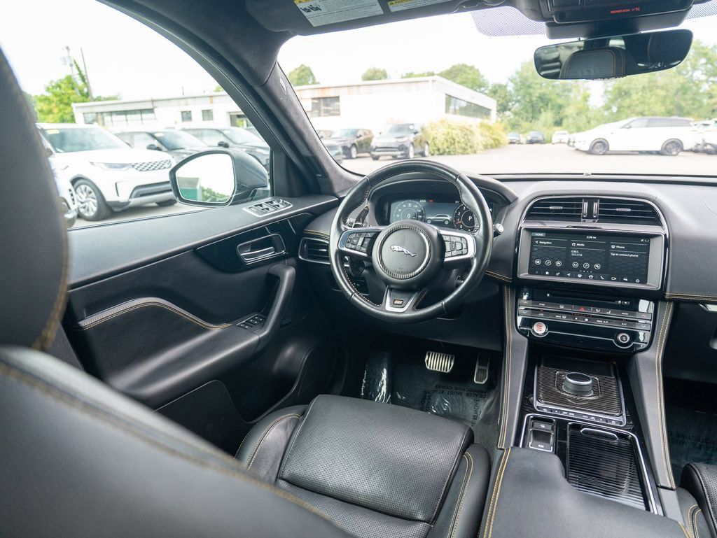 Used 2020 Jaguar F-PACE 300 Sport AWD/4WD image 19