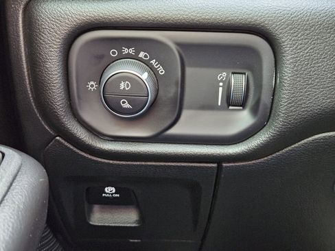 New 2026 RAM 1500 Express image 22