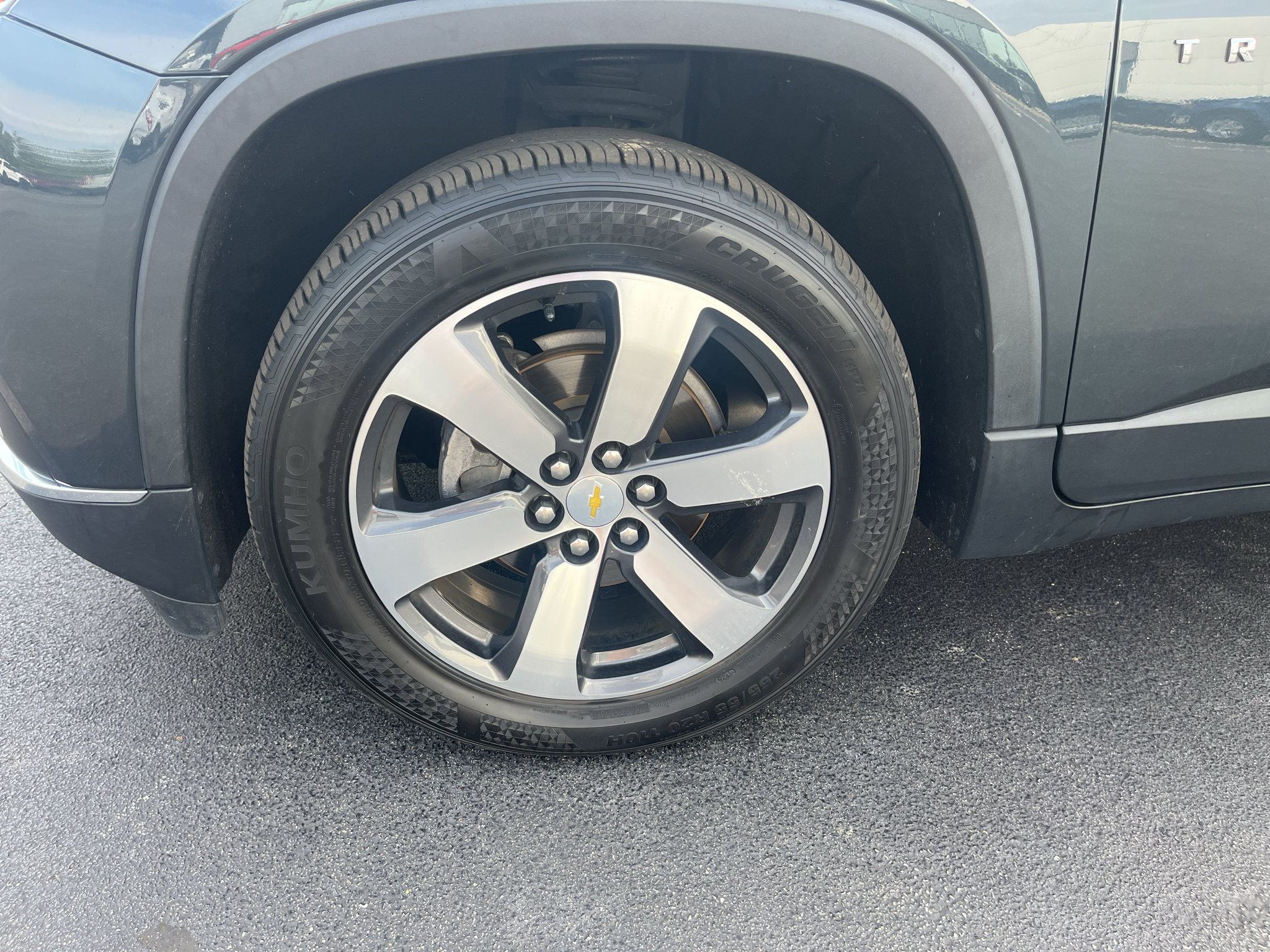 Used 2019 Chevrolet Traverse LT w/ LT Premium Package FWD image 14