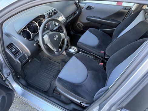 Used 2008 Honda Fit image 11