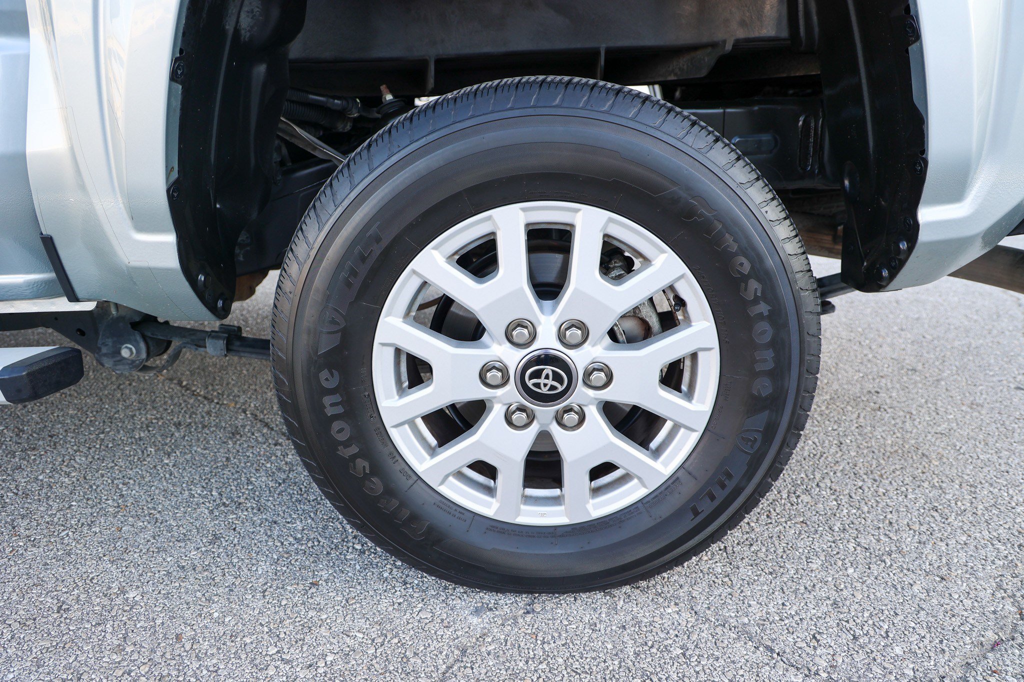 Certified 2025 Toyota Tacoma SR AWD/4WD image 15
