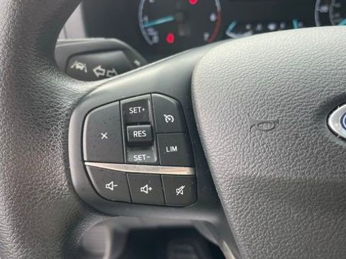 Used 2023 Ford Transit 350 XLT image 17