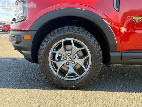 Used 2022 Ford Bronco Sport Badlands image 10