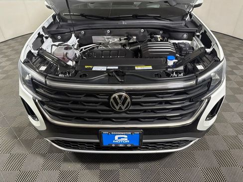 Certified 2024 Volkswagen Atlas Cross Sport SEL AWD/4WD image 25