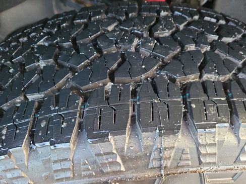 Certified 2024 GMC Sierra 2500 Denali Ultimate image 13