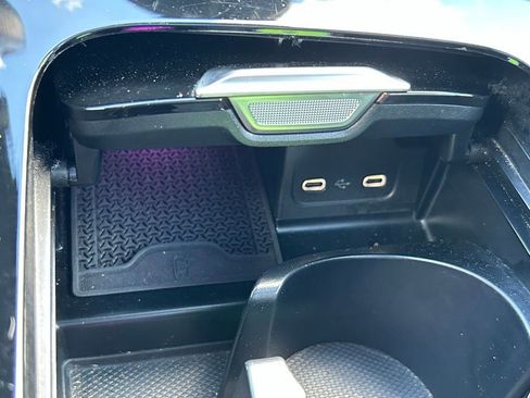 Used 2025 Mercedes-Benz C 300 Sedan image 22