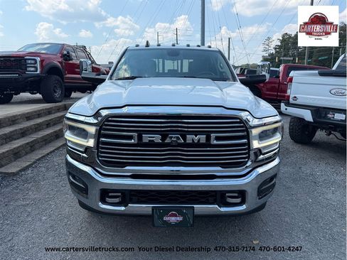 Used 2022 RAM 3500 Laramie AWD/4WD image 3