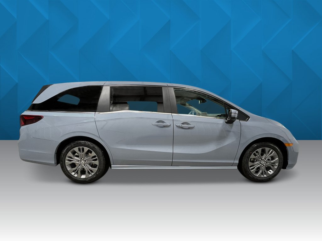 New 2027 Honda Odyssey Touring image 14
