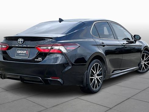 Used 2023 Toyota Camry SE image 13