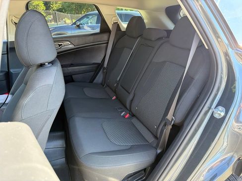 Certified 2024 Kia Sportage LX AWD/4WD image 19