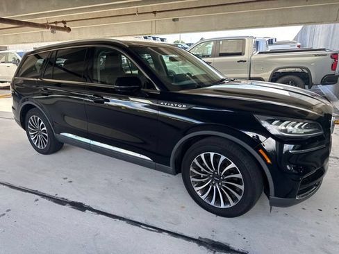 Used 2023 Lincoln Aviator Reserve w/ Elements Package Plus RWD image 18