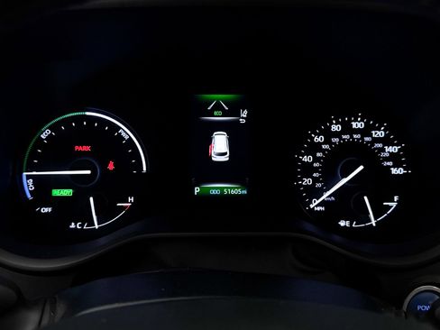 Used 2023 Toyota Sienna XLE w/ Protection Package (TMS) FWD image 34