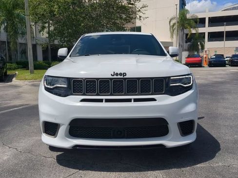 Used 2019 Jeep Grand Cherokee Trackhawk AWD/4WD image 3
