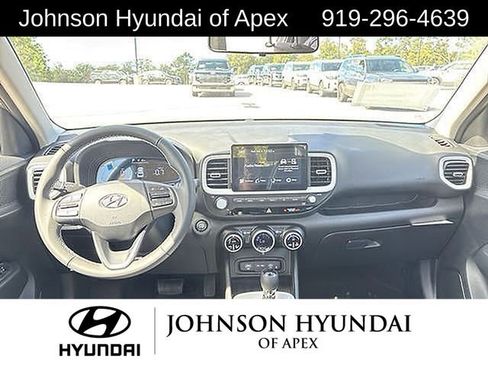 Used 2026 Hyundai Venue SEL image 20