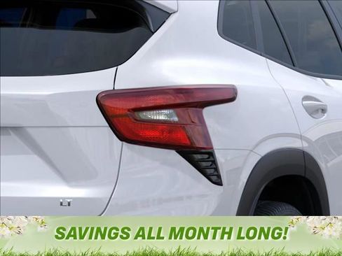 New 2026 Chevrolet Trax LT w/ Driver Confidence Package image 11