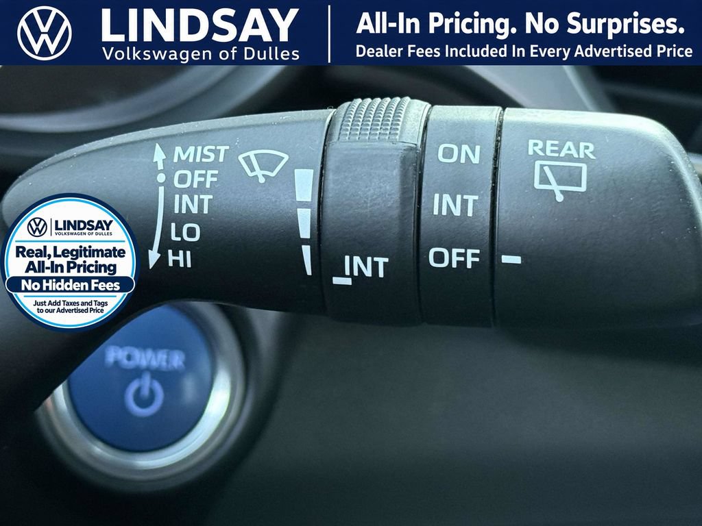 Used 2022 Toyota Sienna XSE w/ XSE Plus Package FWD image 28