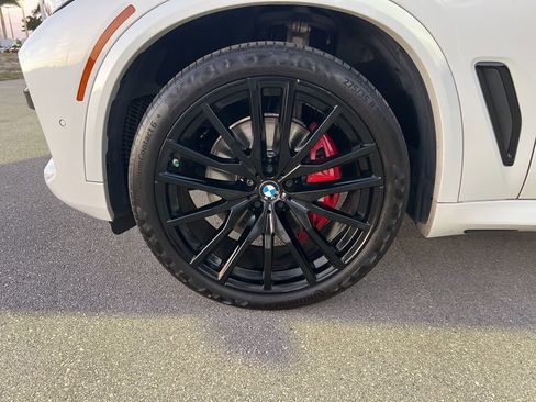 Used 2022 BMW X5 sDrive40i w/ M Sport Package image 25