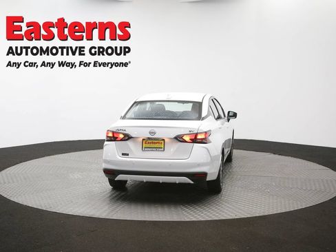 Used 2023 Nissan Versa SV FWD image 38