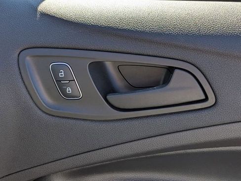 Used 2019 Ford Escape S image 33