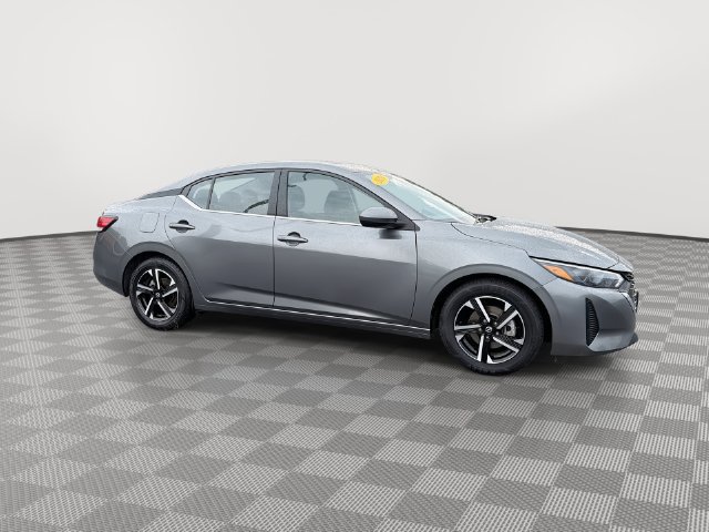 Used 2024 Nissan Sentra SV FWD image 14