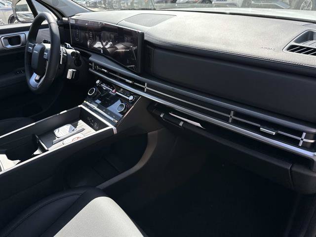 New 2027 Hyundai Santa Fe SEL FWD image 28