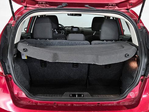 Used 2016 Ford Fiesta SE image 7