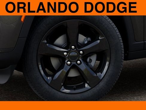New 2025 Jeep Grand Cherokee L Altitude RWD image 8