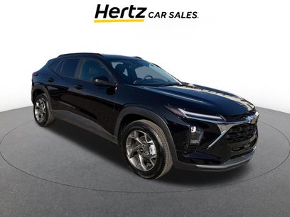Used 2025 Chevrolet Trax LT