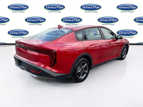 Used 2025 Kia K4 LXS image 7